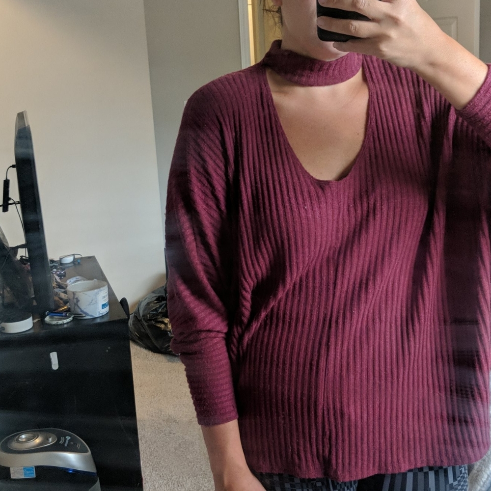 Urban Outfitters Light Sweater w/ Choker! - Picture 5 of 7